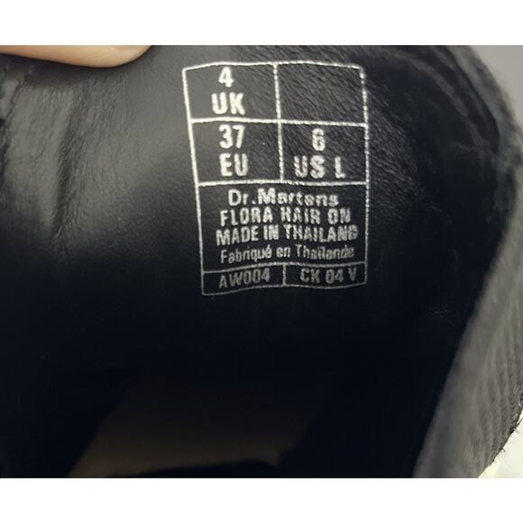 Dr Martens Flora Hair On Giraffe Chelsea Boot US 6, EU 37 Baddie Goth Black NEW - Picture 8 of 8